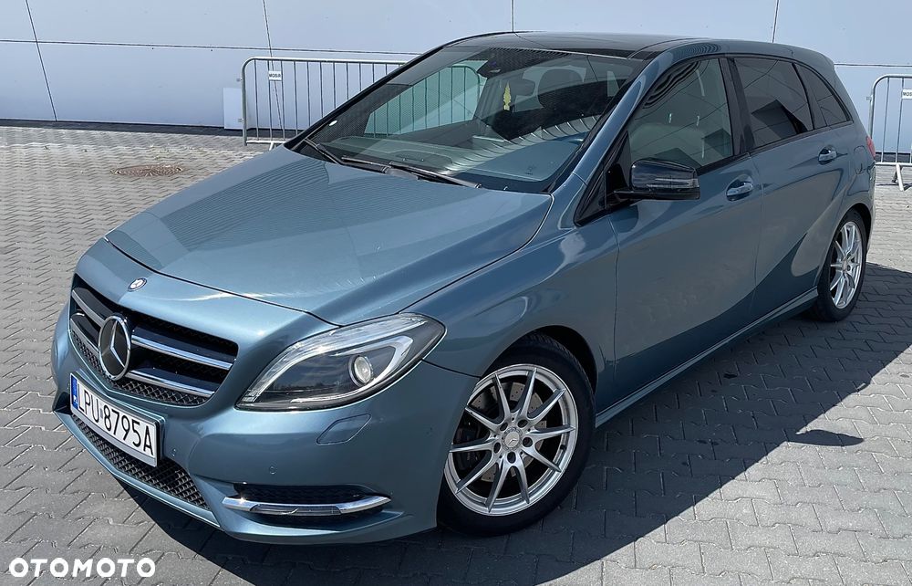 Mercedes-Benz Klasa B 220 CDI - 2