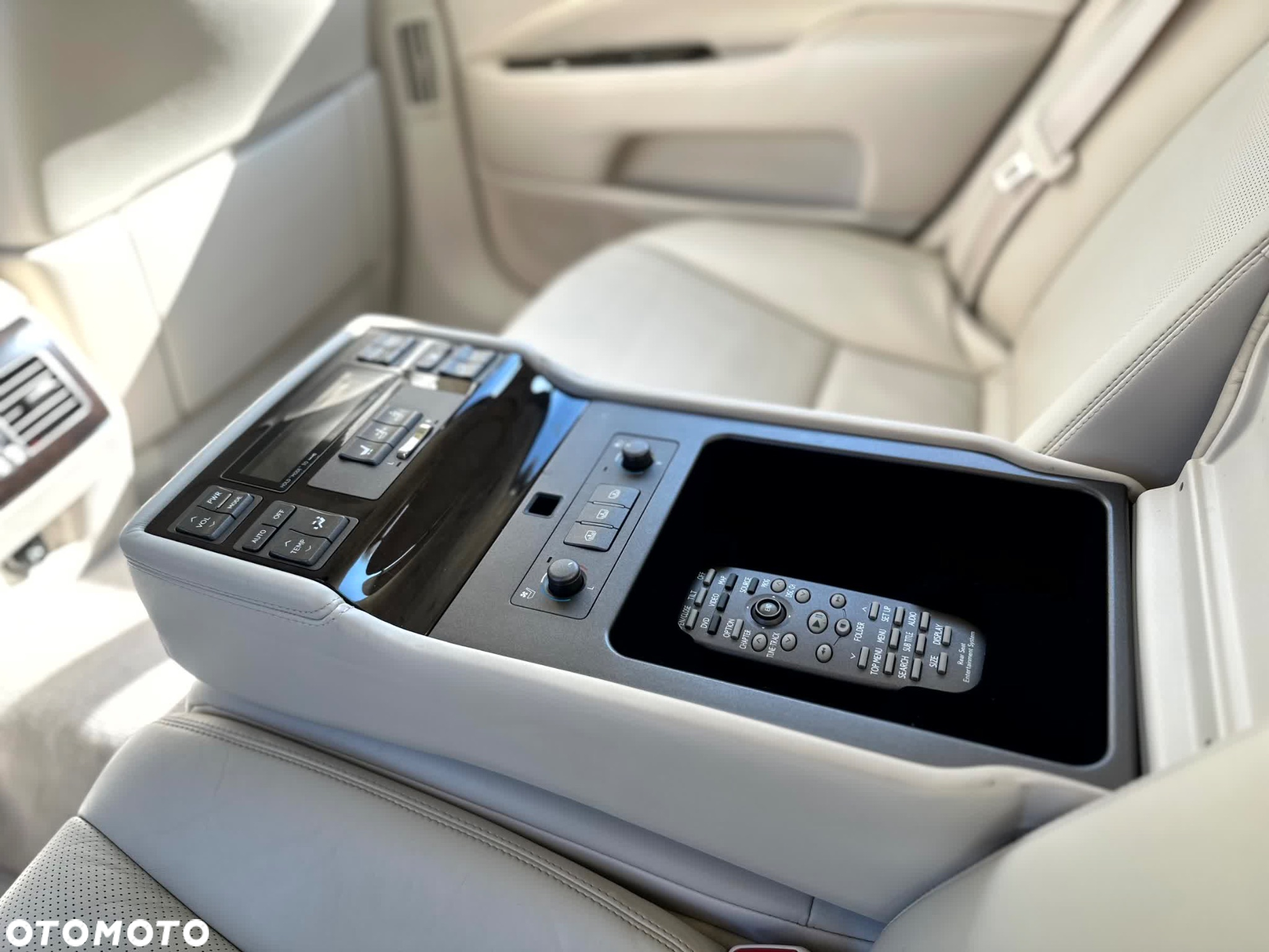 Lexus LS 460 Prestige - 10