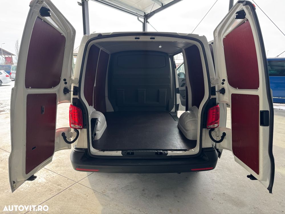 Volkswagen Transporter - 8