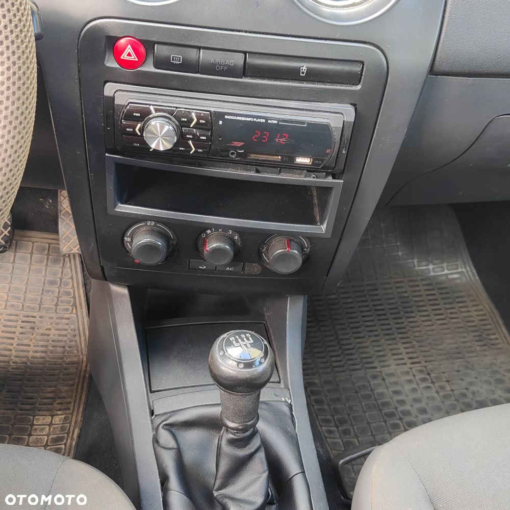 Seat Ibiza 1.4 TDI Signo - 23