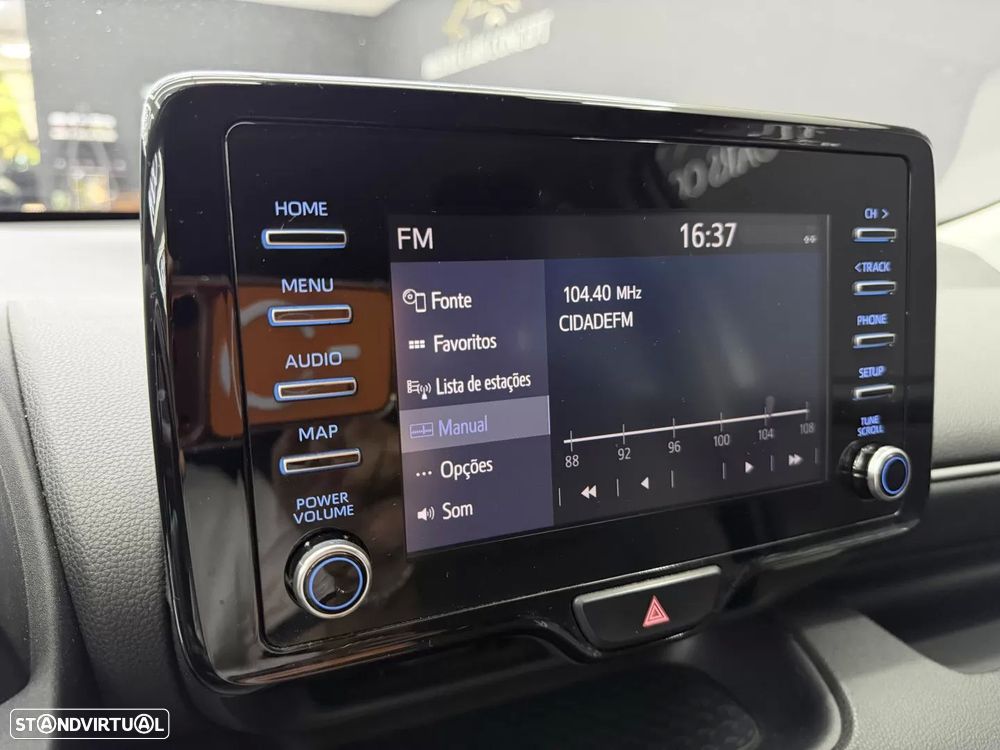 Toyota Yaris 1.0 VVT-i Comfort Plus — fotografia 32