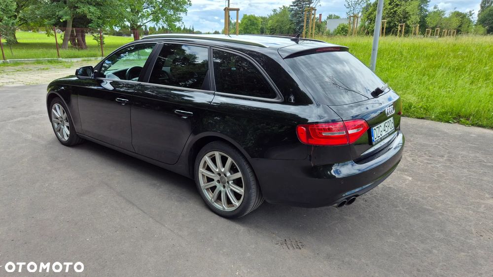 Audi A4 Avant 2.0 TDI - 9