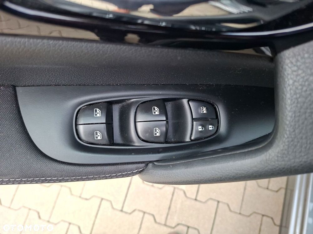 Nissan Qashqai 1.3 DIG-T Acenta - 13