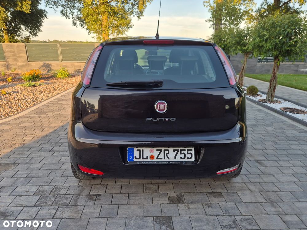 Fiat Grande Punto - 11