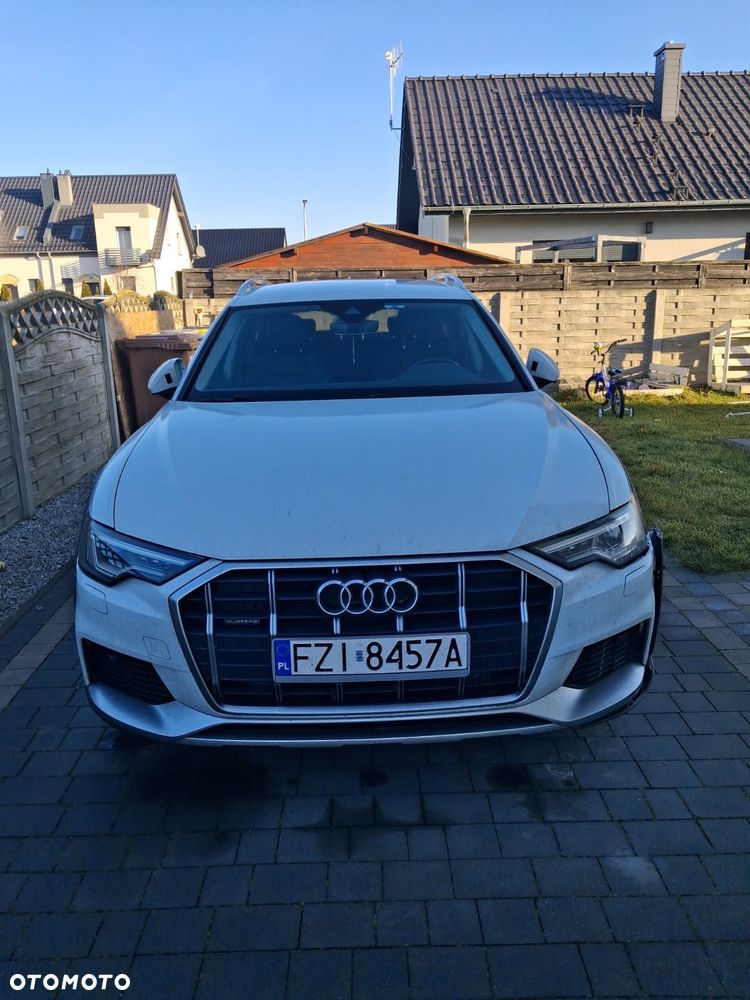Audi A6 Allroad - 1