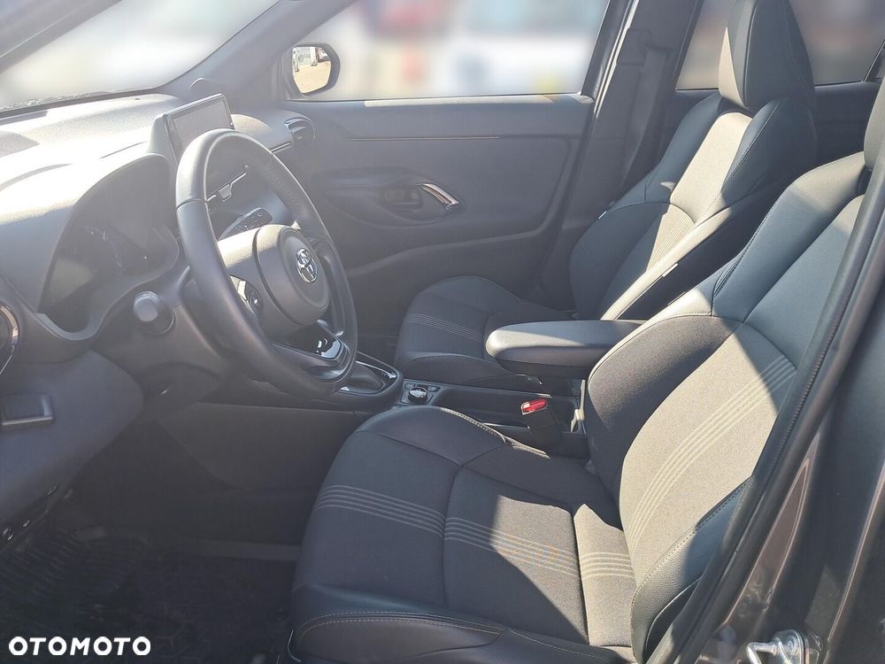 Toyota Yaris Cross Hybrid 1.5 Adventure 4x4 - 7