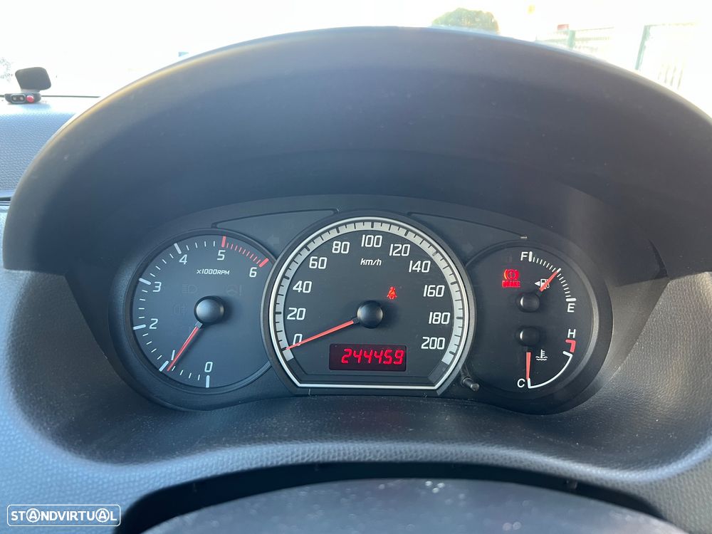 Suzuki Swift 1.3 DDiS GL - 9