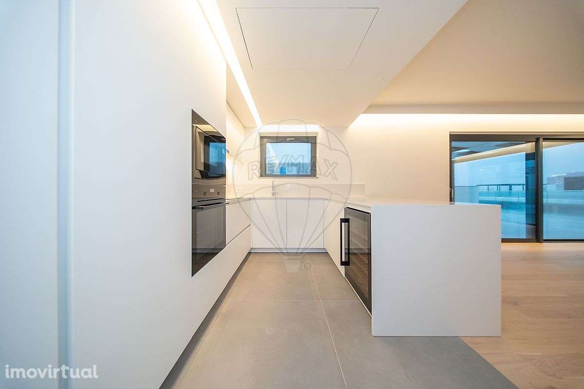 Apartamento T4 para venda - Grande imagem: 3/29