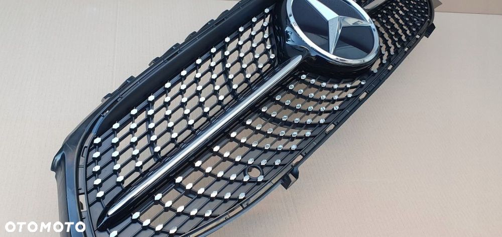Mercedes-Benz CLA W118 Grill Diamond czarna NOWA - 4