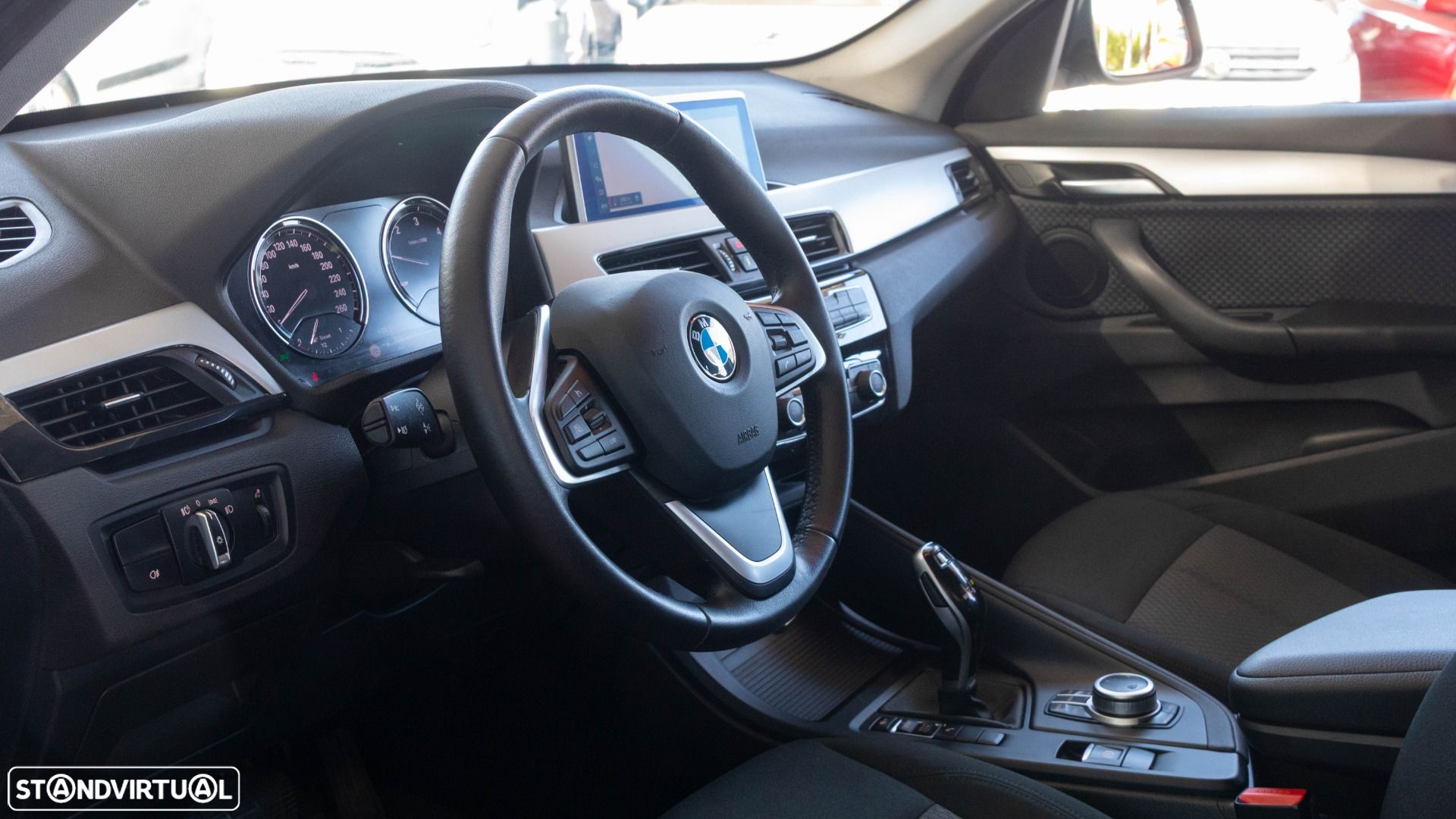 BMW X1 18 d sDrive Auto - 4
