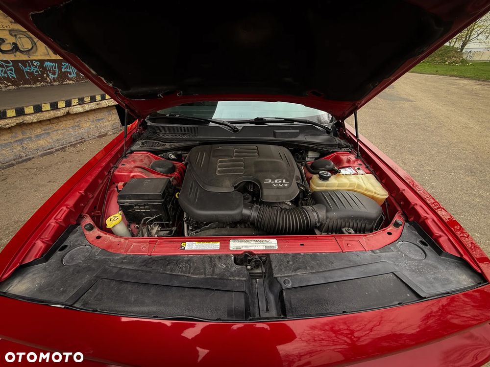 Dodge Challenger - 17