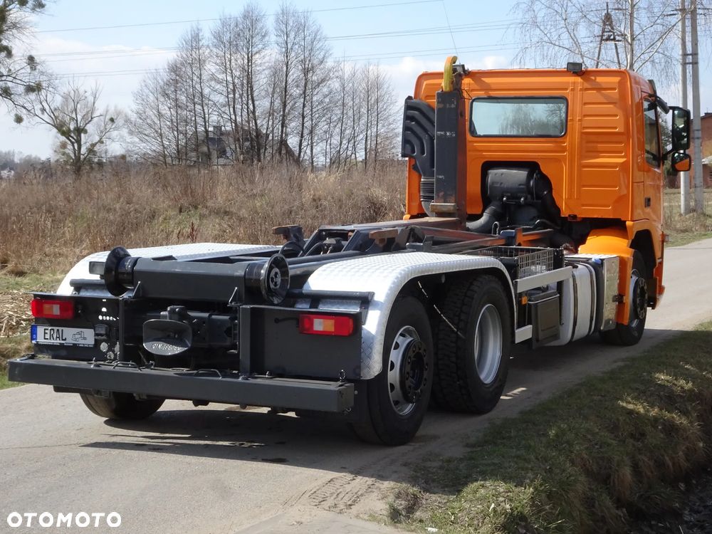 Volvo fm330 6x2 hakowiec VDL-S-21-6200 idealny oś skrętna sprowadzony z Niemiec meiller hiab - 5