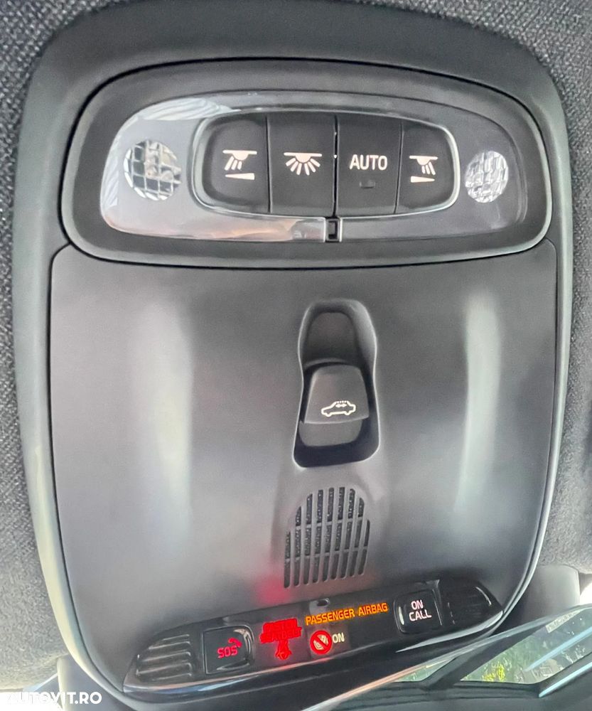 Volvo XC 40 T5 AWD R-Design - 19