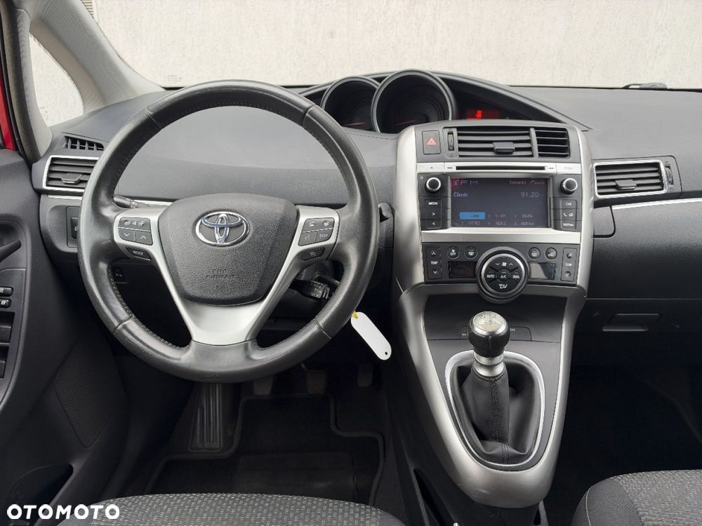 Toyota Verso - 21