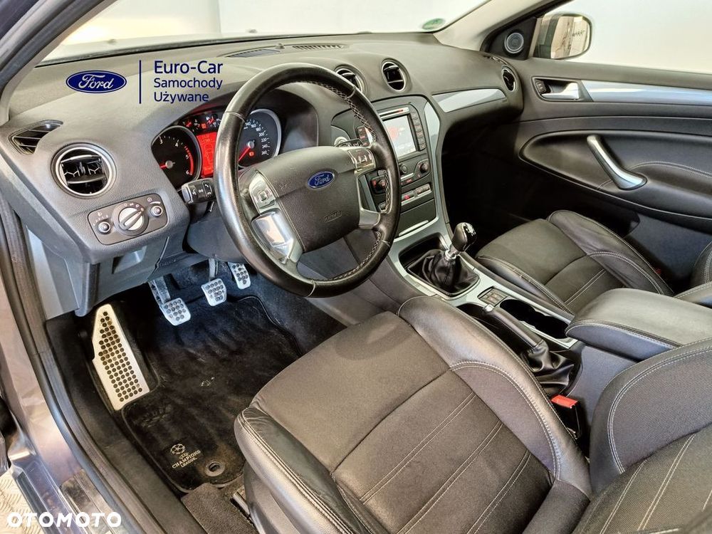 Ford Mondeo - 12