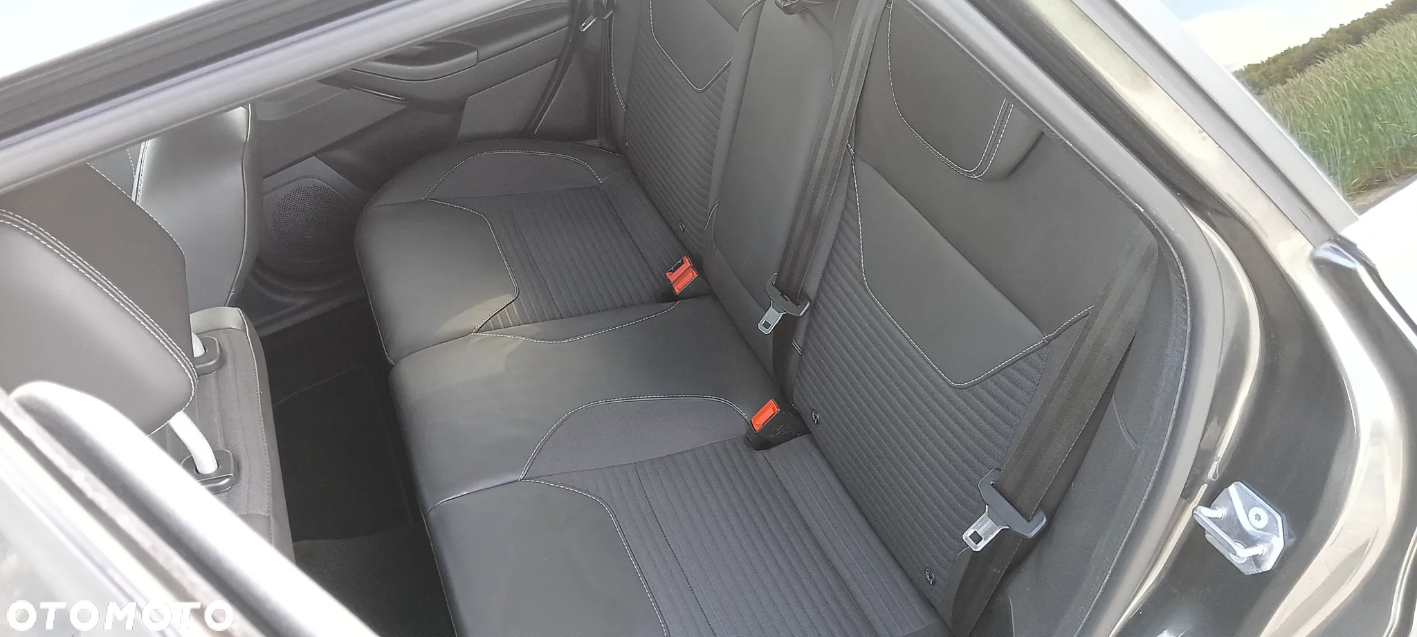 Ford Focus Turnier 1.5 EcoBoost Start-Stopp-System Titanium - 21