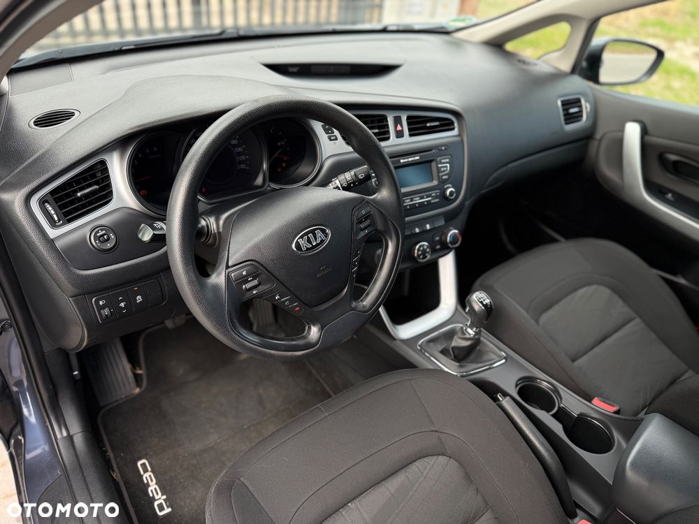 Kia Ceed 1.6 CRDi S - 17