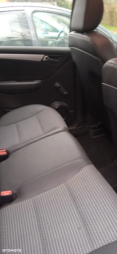 Mercedes-Benz Klasa A - 12