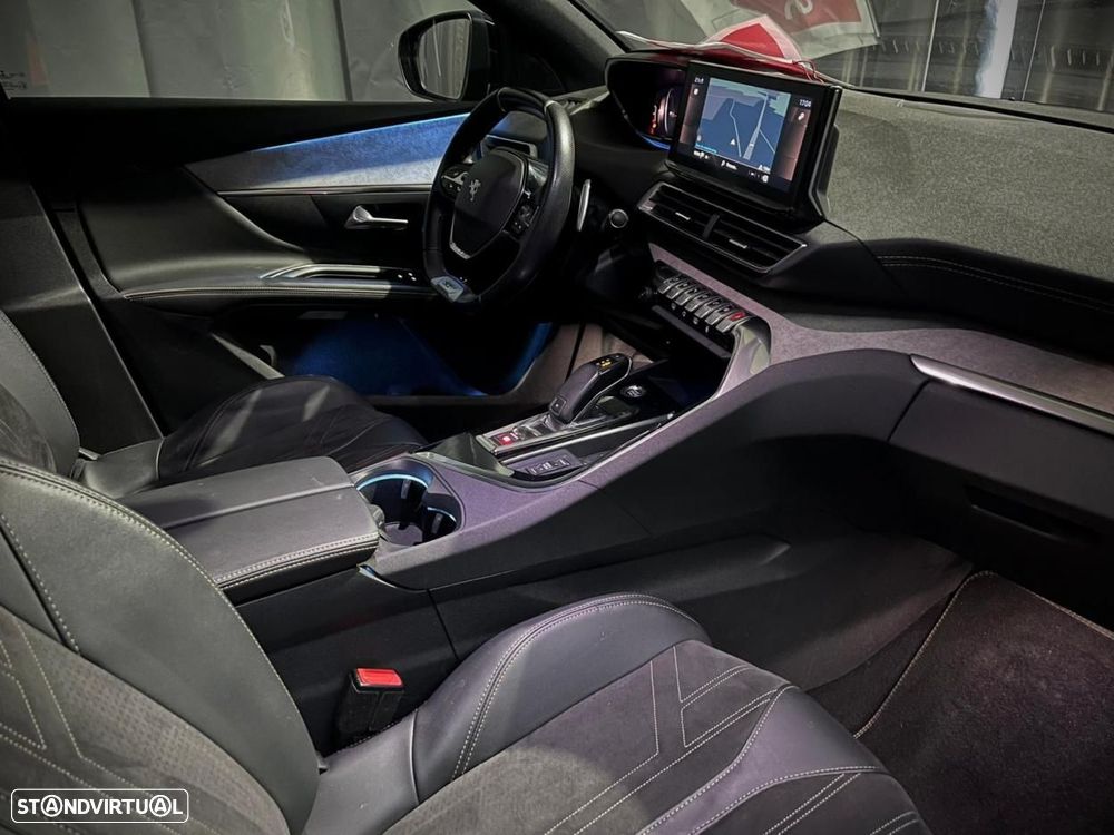 Peugeot 5008 1.5 BlueHDi GT Line EAT8 - 26