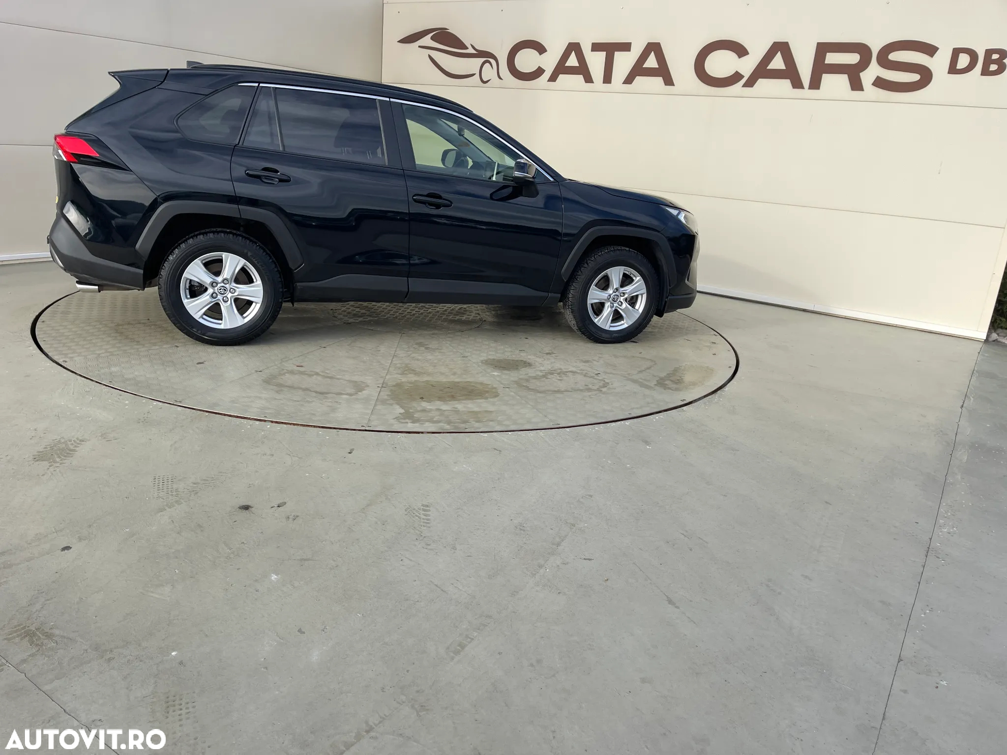 Toyota RAV4 - 17