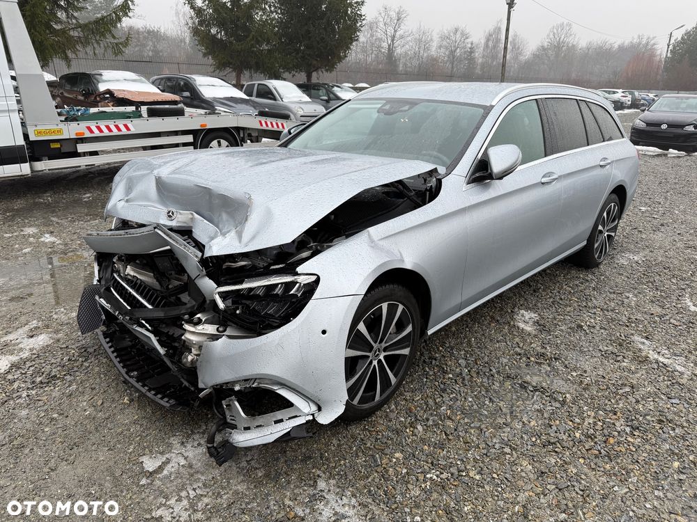 Mercedes-Benz Klasa E - 9