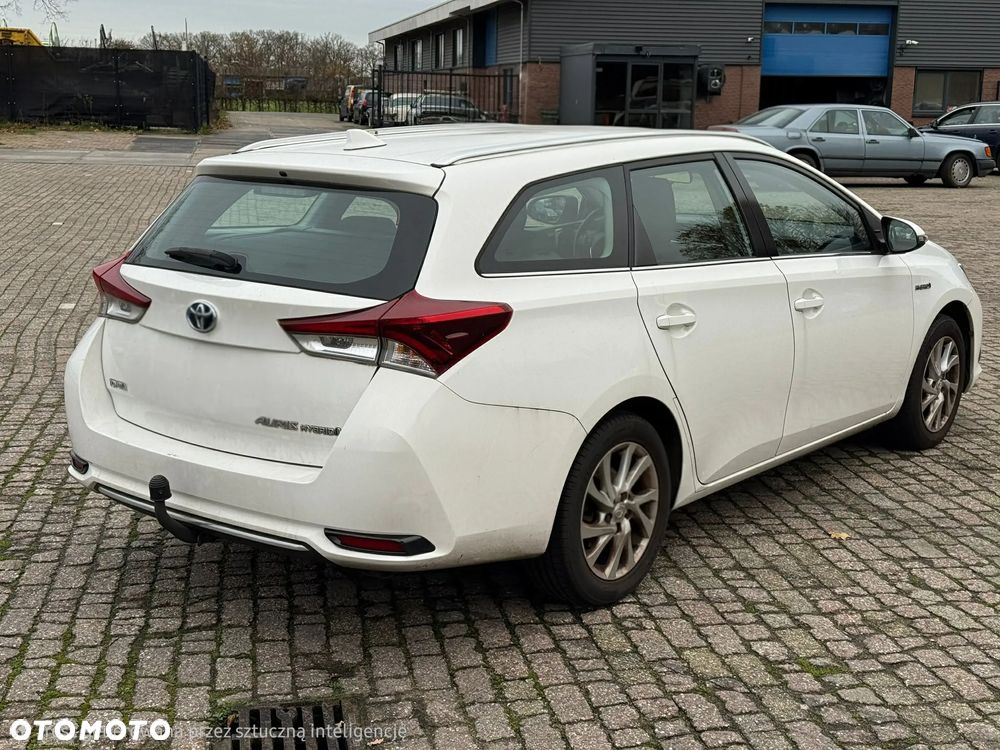 Toyota Auris - 14
