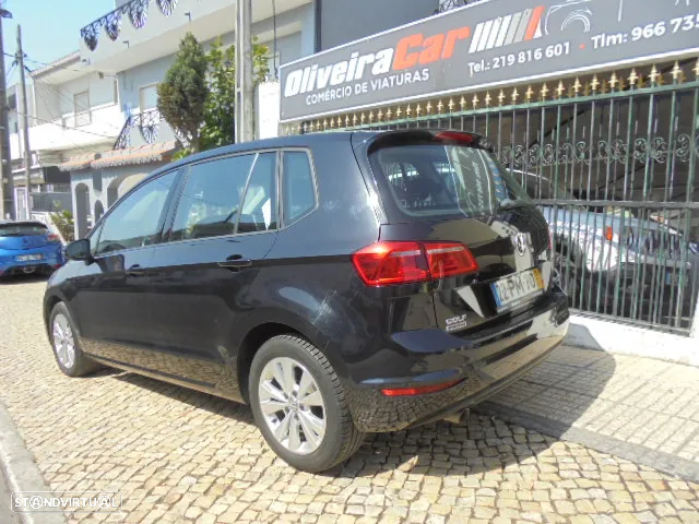VW Golf Sportsvan 1.6 TDI Confortline - 7