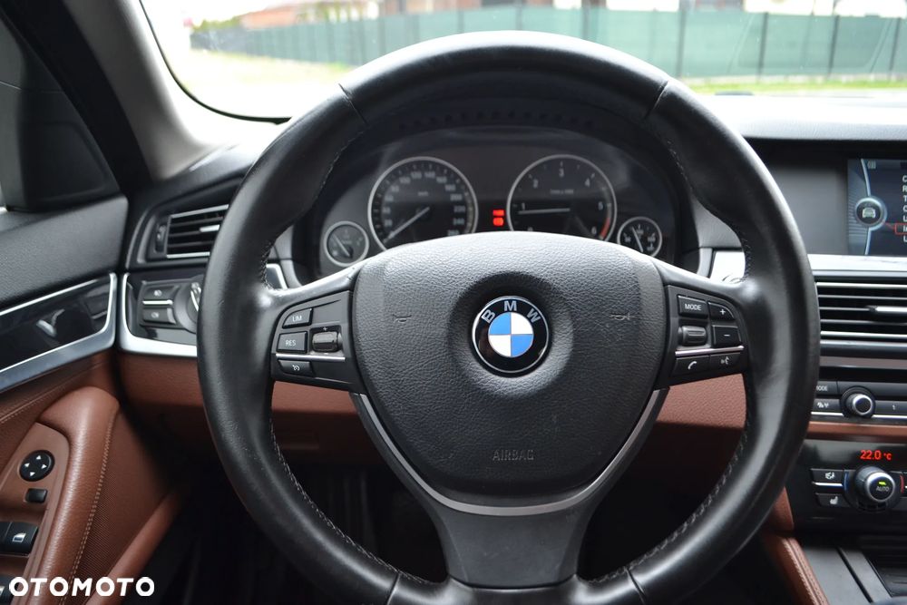 BMW Seria 5 - 23