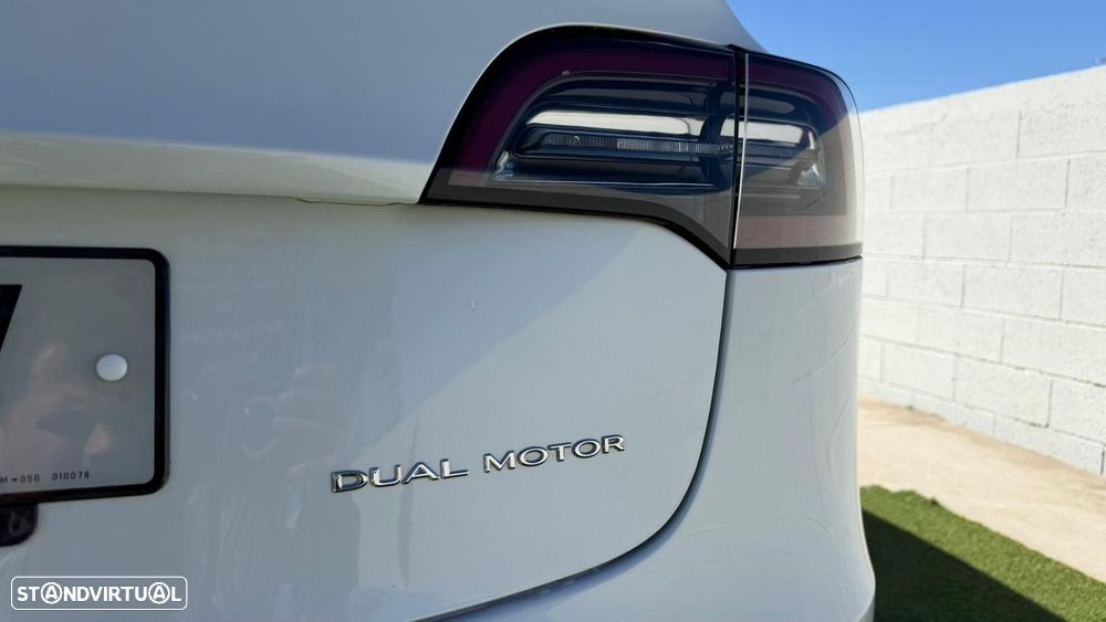 Tesla Model 3 Long-Range Dual Motor AWD - 10