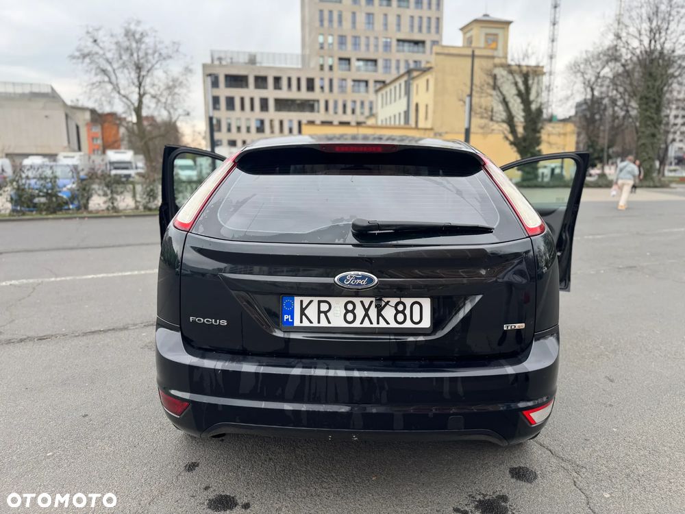 Ford Focus 2.0 TDCi Trend - 9