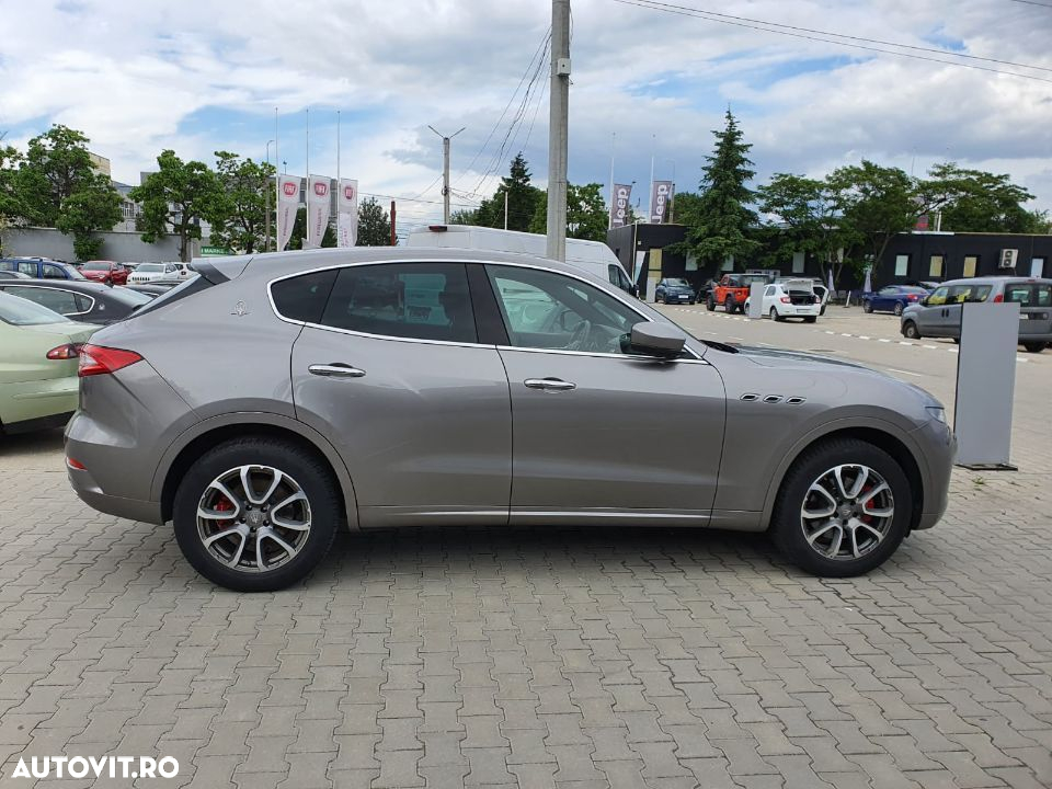 Maserati Levante - 3
