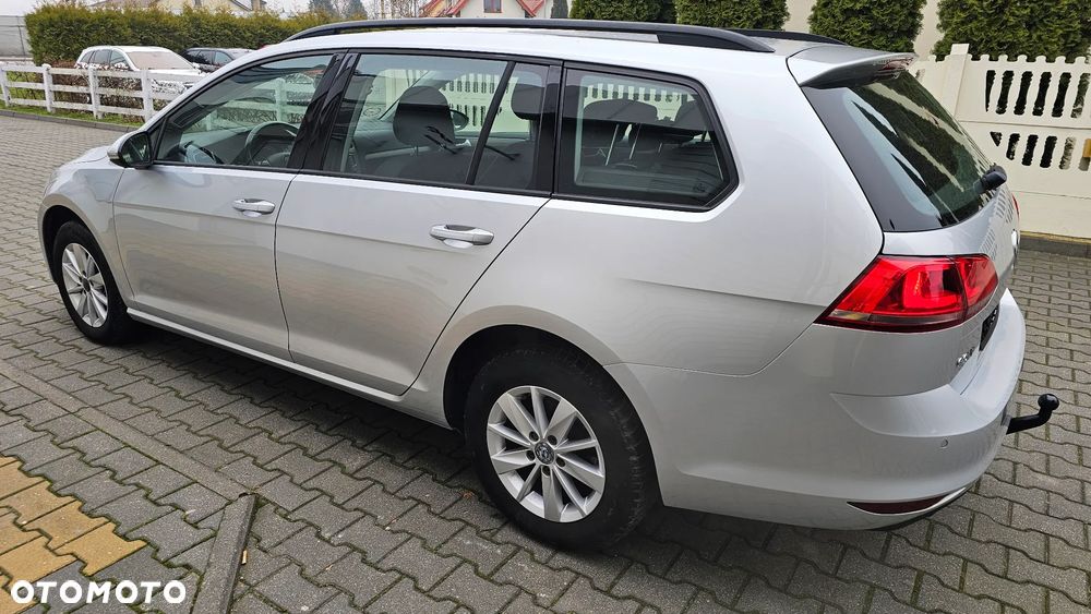 Volkswagen Golf 1.6 TDI BlueMotion Comfortline - 6