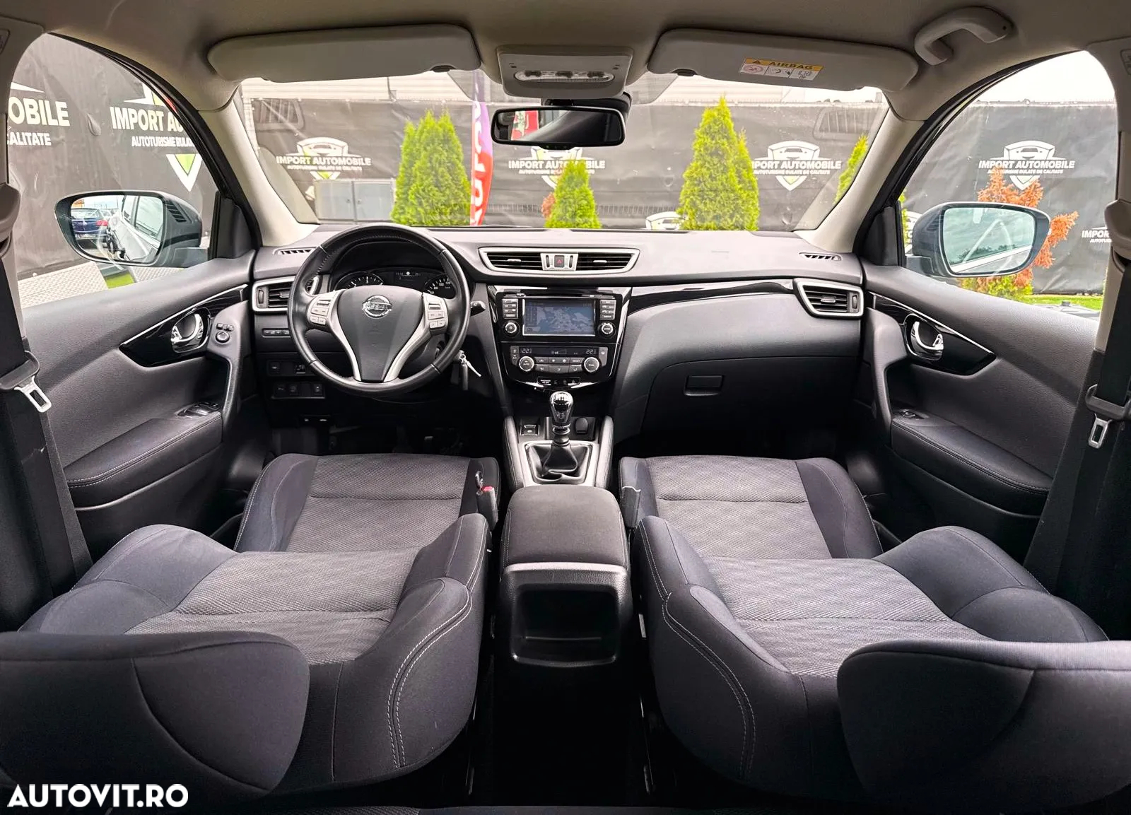 Nissan Qashqai - 25