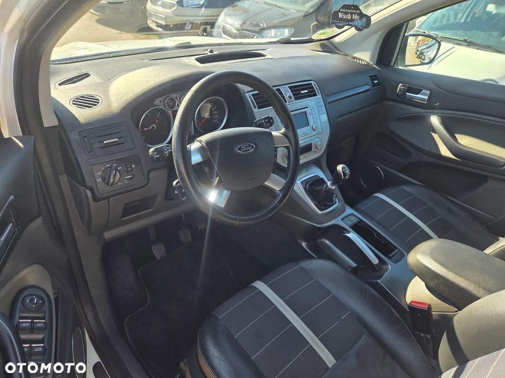 Ford Kuga 2.0 TDCi 4x4 Titanium - 9