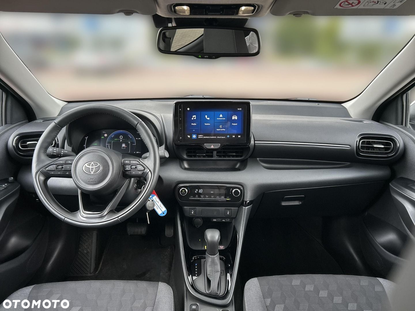 Toyota Yaris - 11