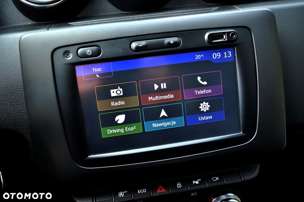 Dacia Duster 1.6 SCe Prestige - 28