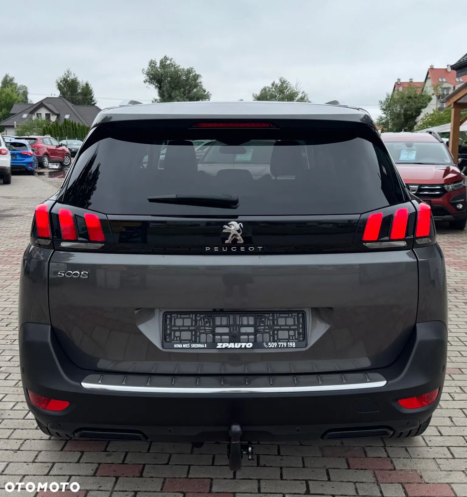 Peugeot 5008 - 12