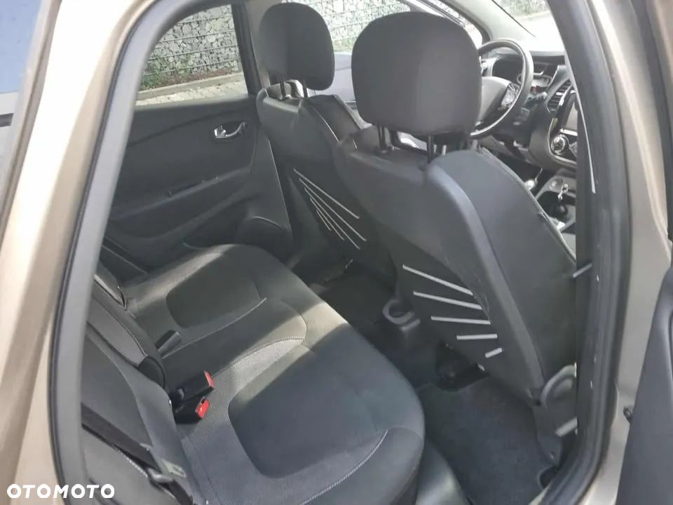Renault Captur - 18
