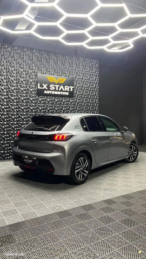 Peugeot 208 1.2 PureTech Allure EAT8 - 7