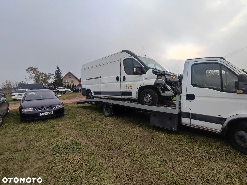Iveco Daily 65c18 najazd laweta 3.0 - 11