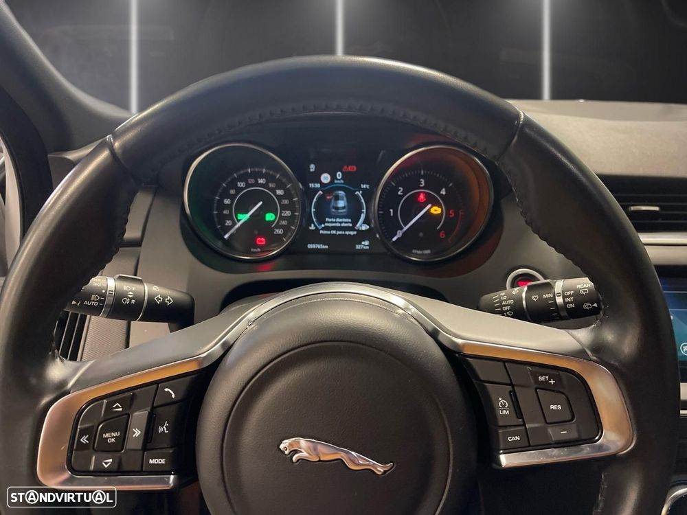 Jaguar E-Pace 2.0 i4D R-Dynamic - 13
