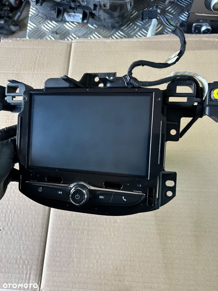 Opel Corsa E radio nawigacja ekran 555343750 42554704 - 4