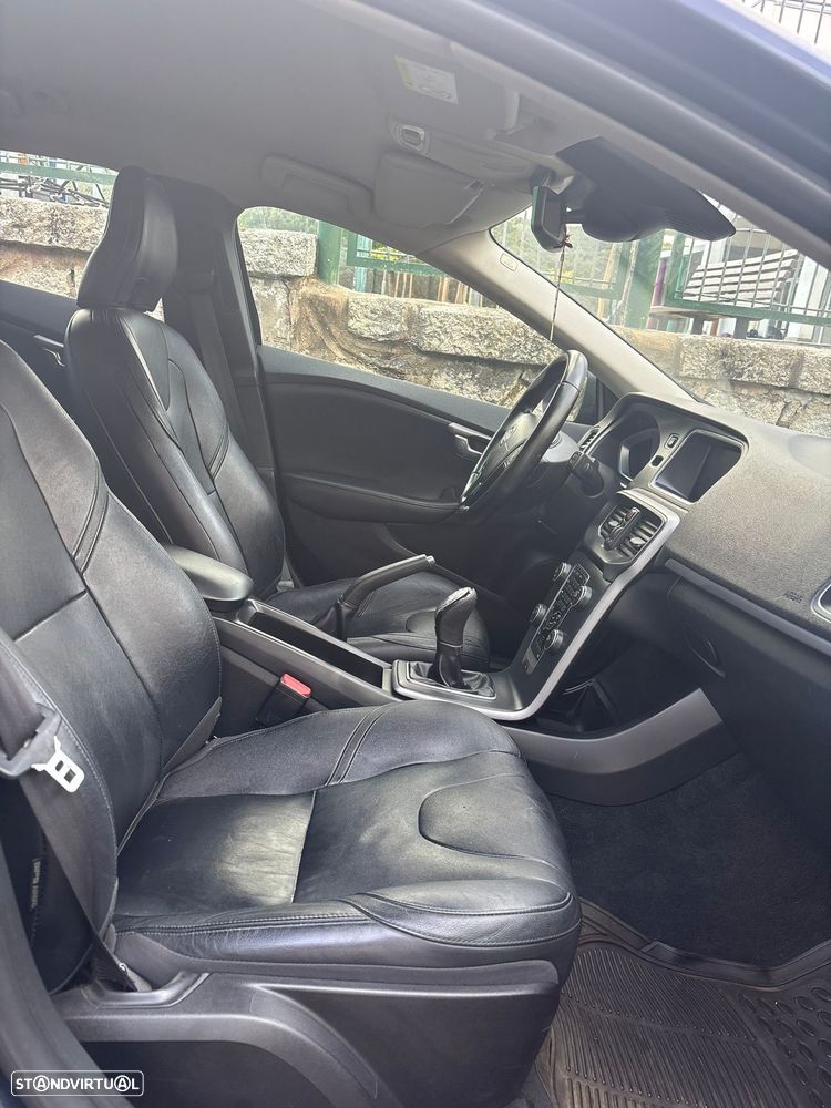 Volvo V40 1.6 D2 Momentum - 9
