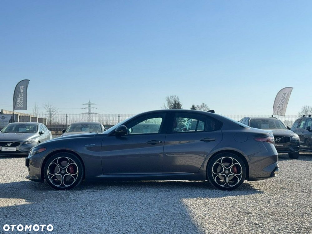 Alfa Romeo Giulia - 7