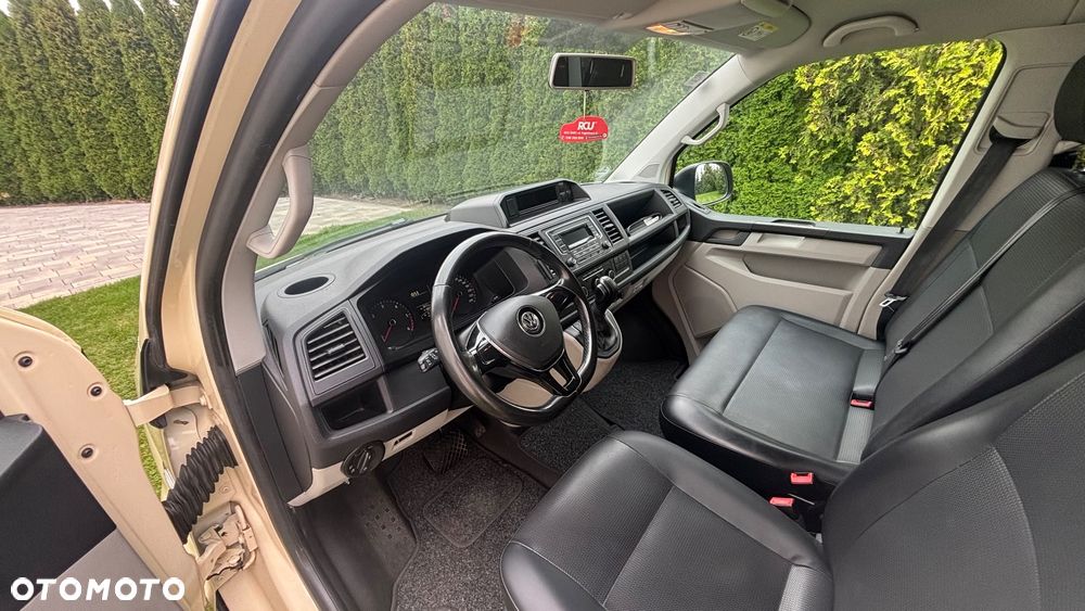 Volkswagen Caravelle 2.0 TDI L2 Trendline DSG - 12