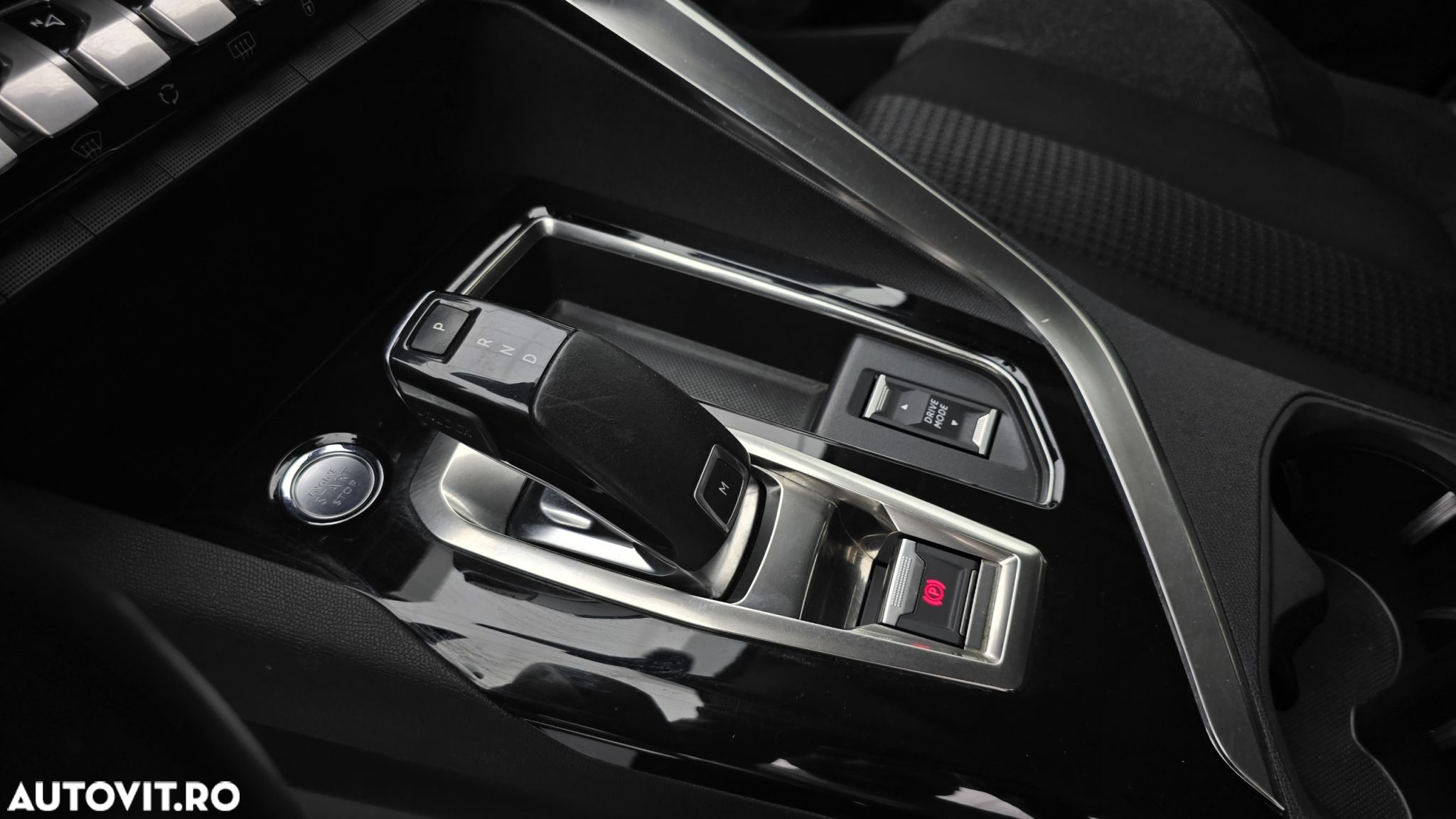 Peugeot 5008 1.5 BlueHDI s&s EAT8 Active - 17