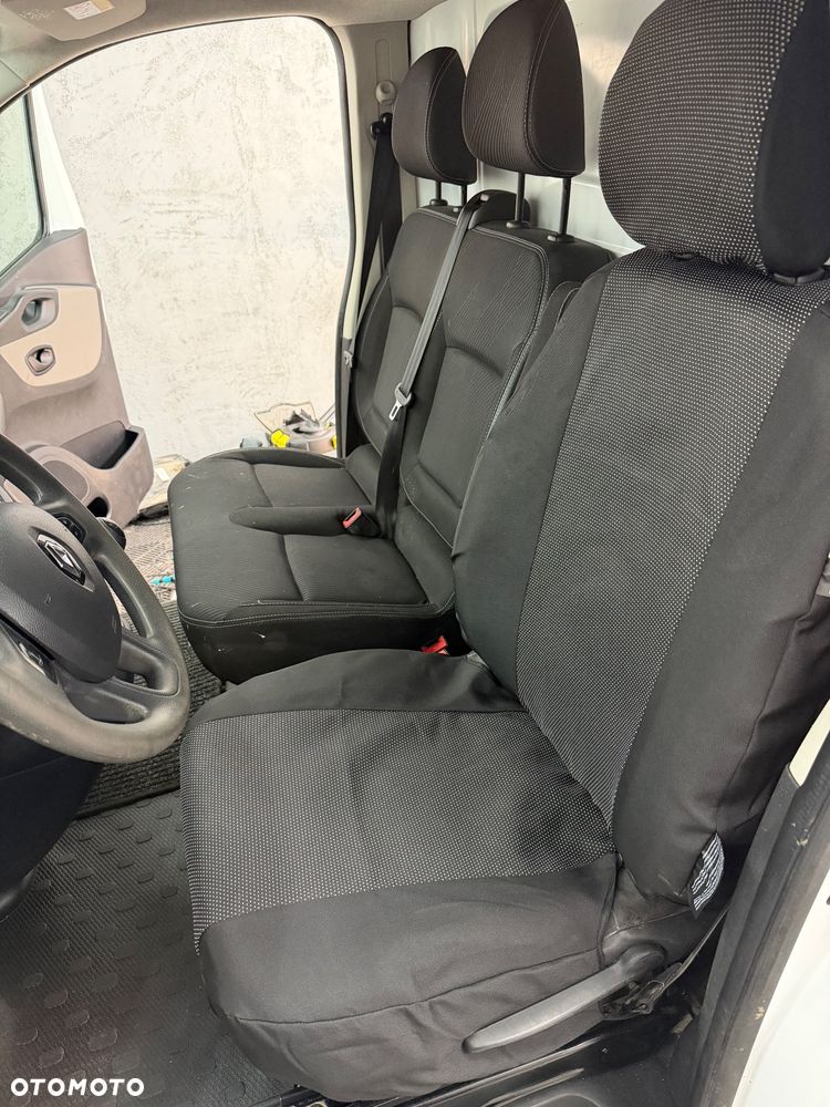 Renault Trafic - 11