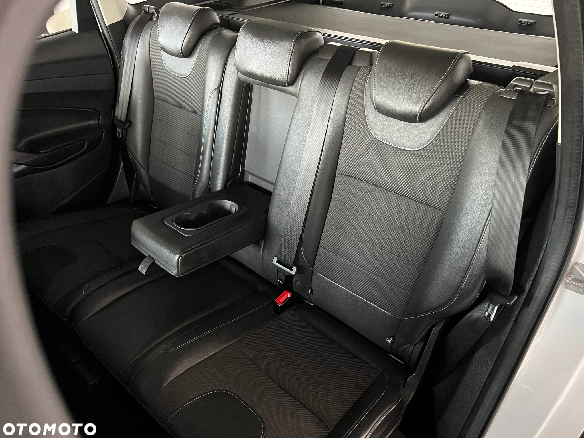 Ford Kuga - 23