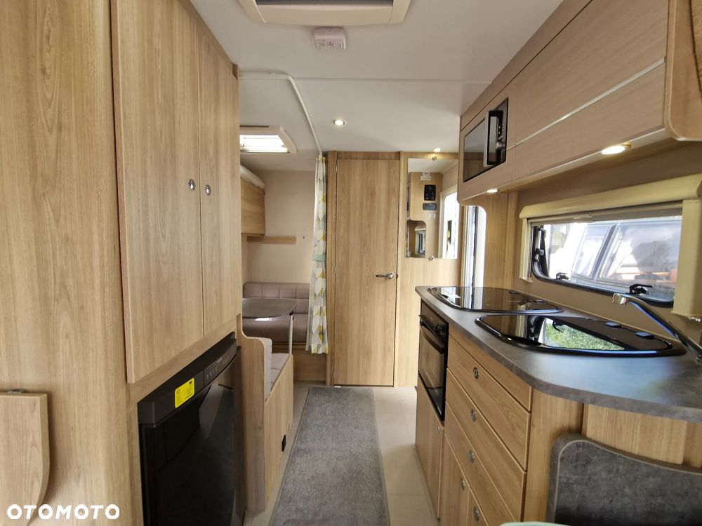 Elddis Xplore 304 - 10