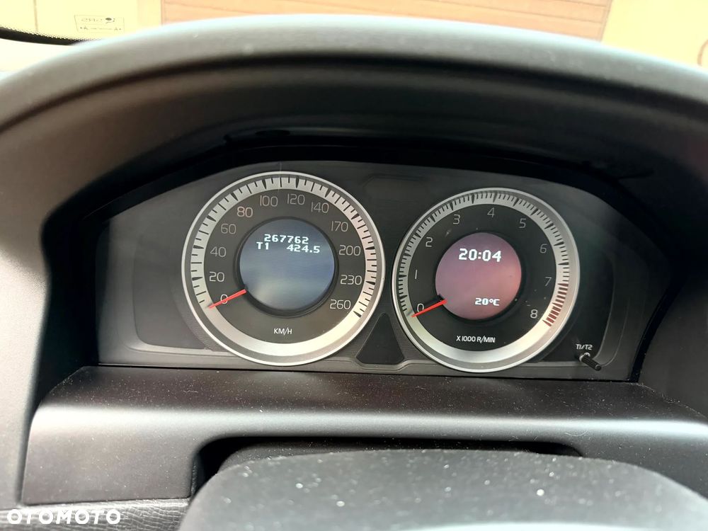 Volvo XC 60 T6 AWD Momentum - 7